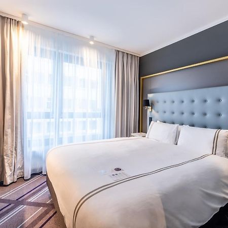 Premier Inn Darmstadt City Centre Екстер'єр фото