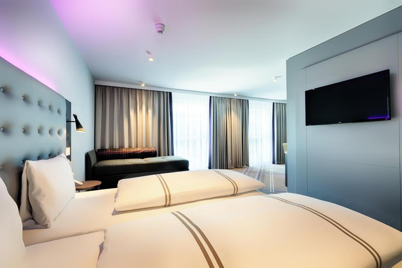 Premier Inn Darmstadt City Centre Екстер'єр фото