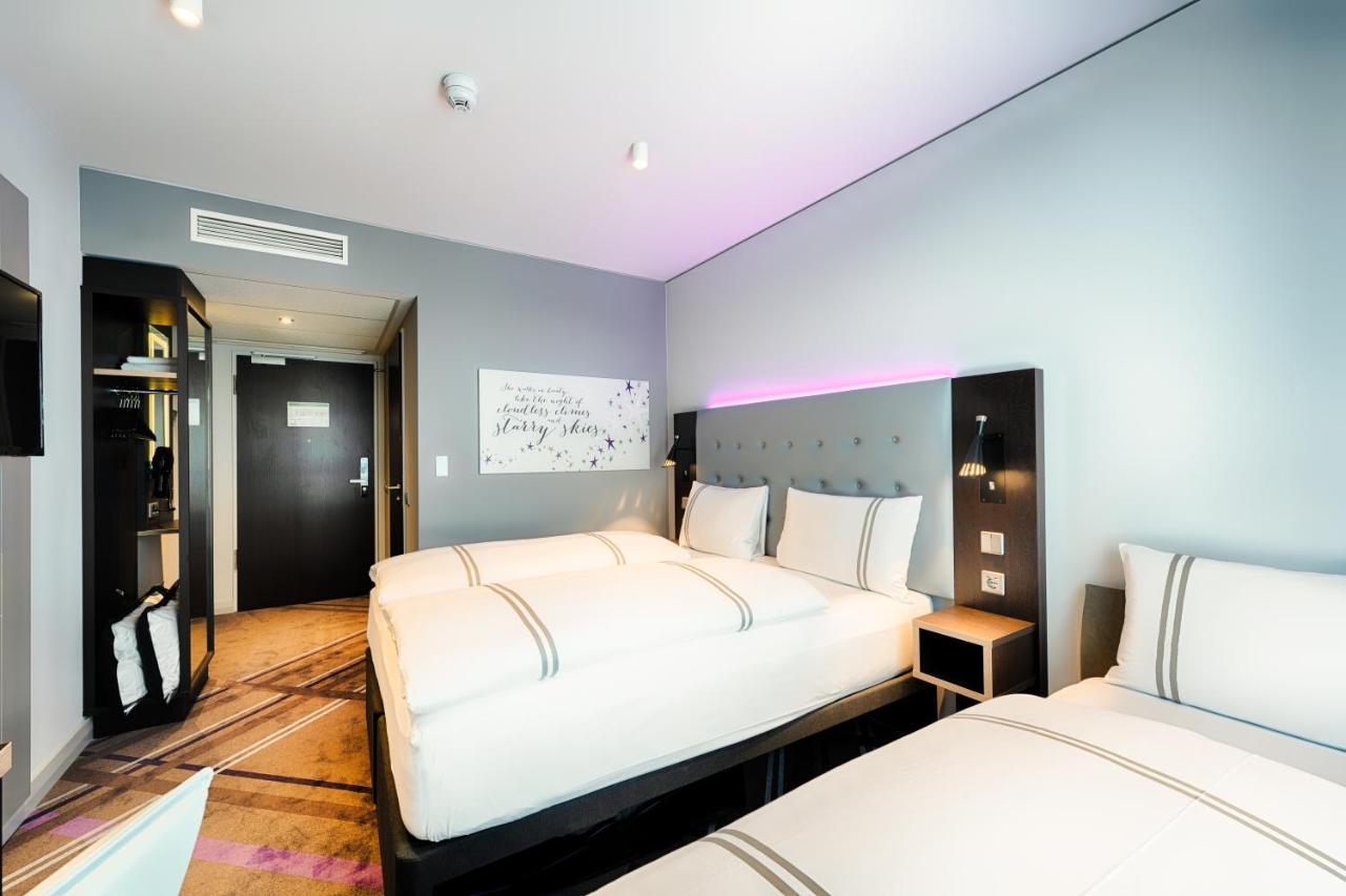 Premier Inn Darmstadt City Centre Екстер'єр фото