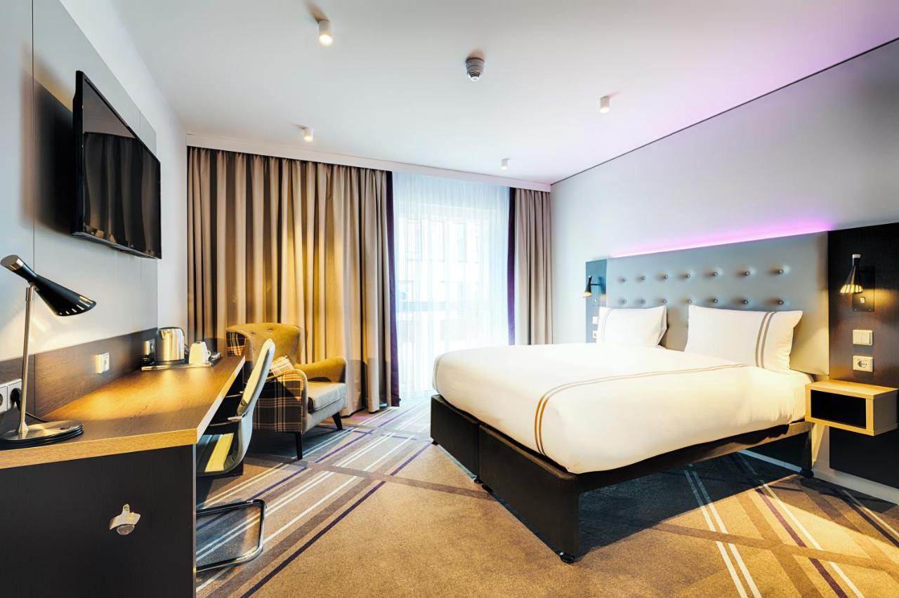 Premier Inn Darmstadt City Centre Екстер'єр фото