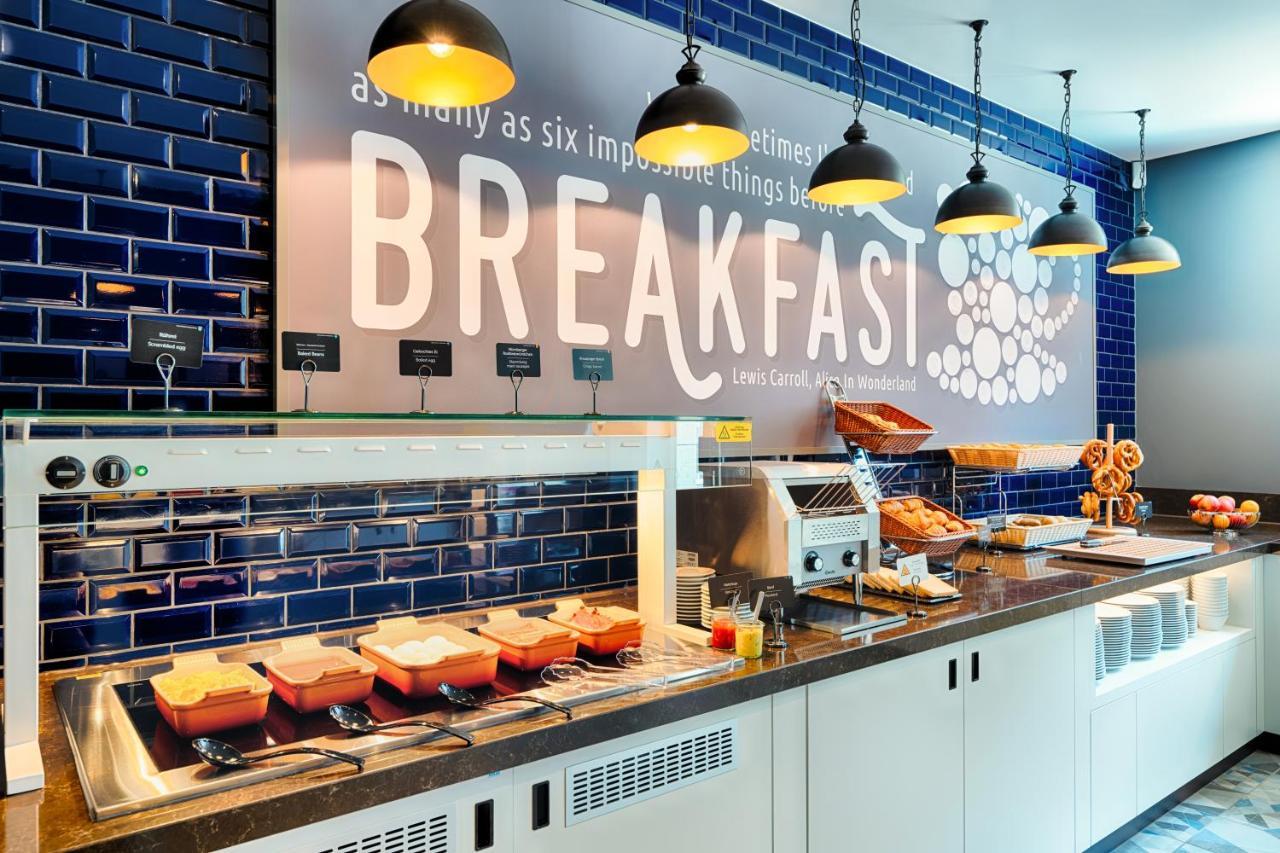 Premier Inn Darmstadt City Centre Екстер'єр фото