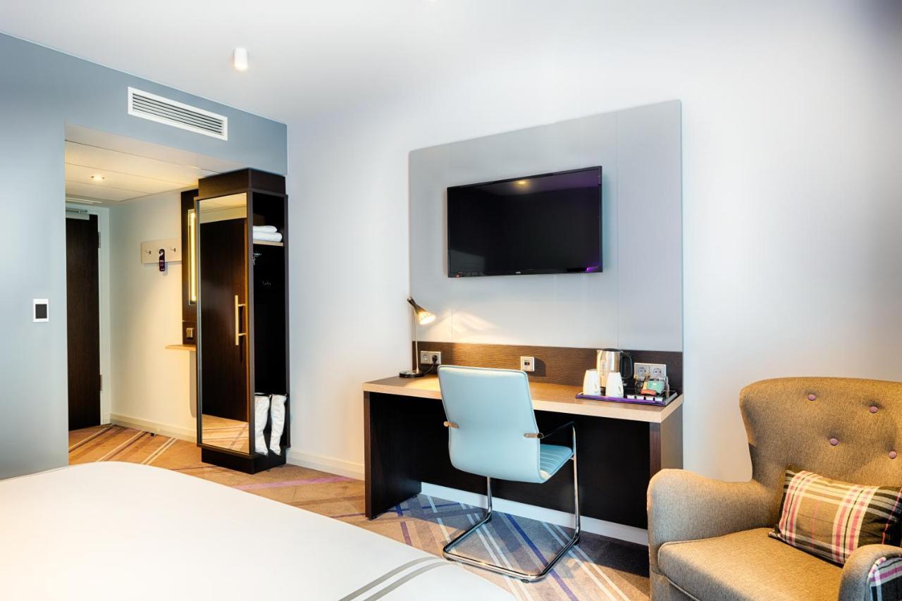 Premier Inn Darmstadt City Centre Екстер'єр фото